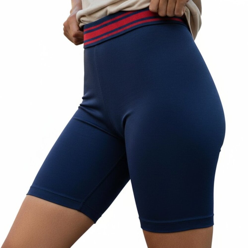 VICTORIA'S SECRET Navy Seamless Flip-It Bike Pilates Yoga Training Shorts- Med